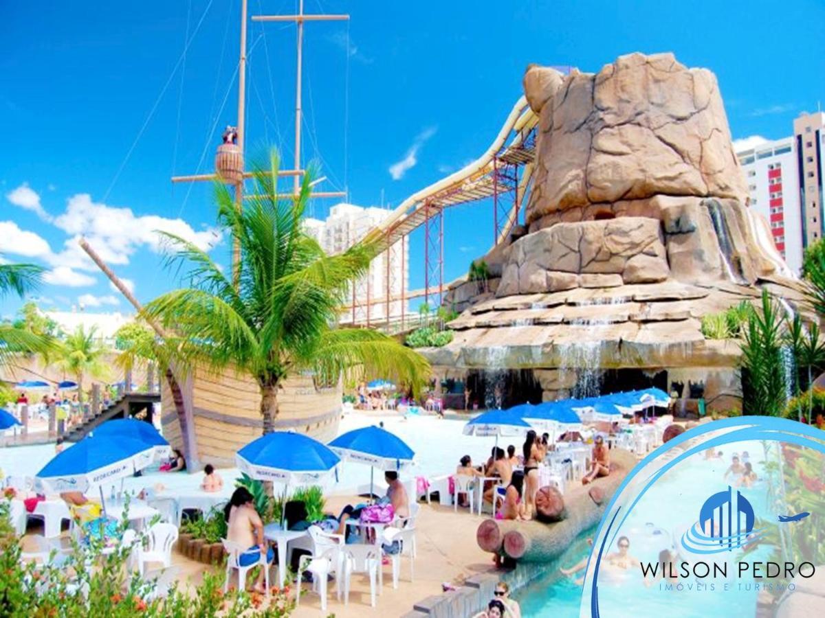 Piazza Diroma - Acqua Park E Splash Caldas Novas Buitenkant foto